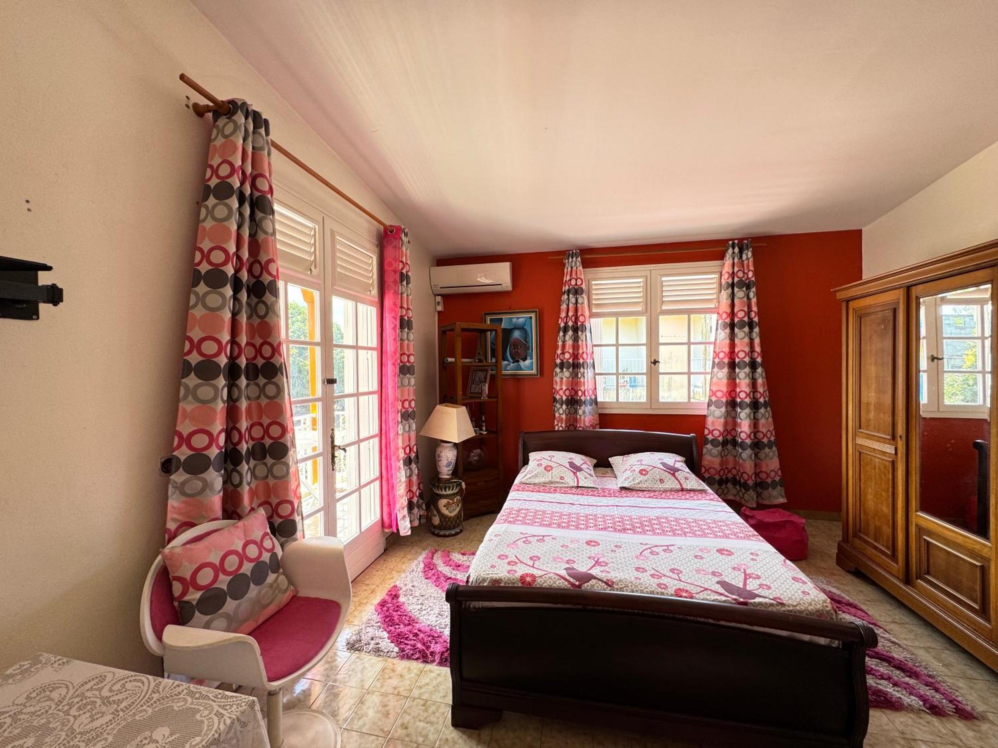 Domaine Lyscelle Apartment Сент-Роз Екстериор снимка